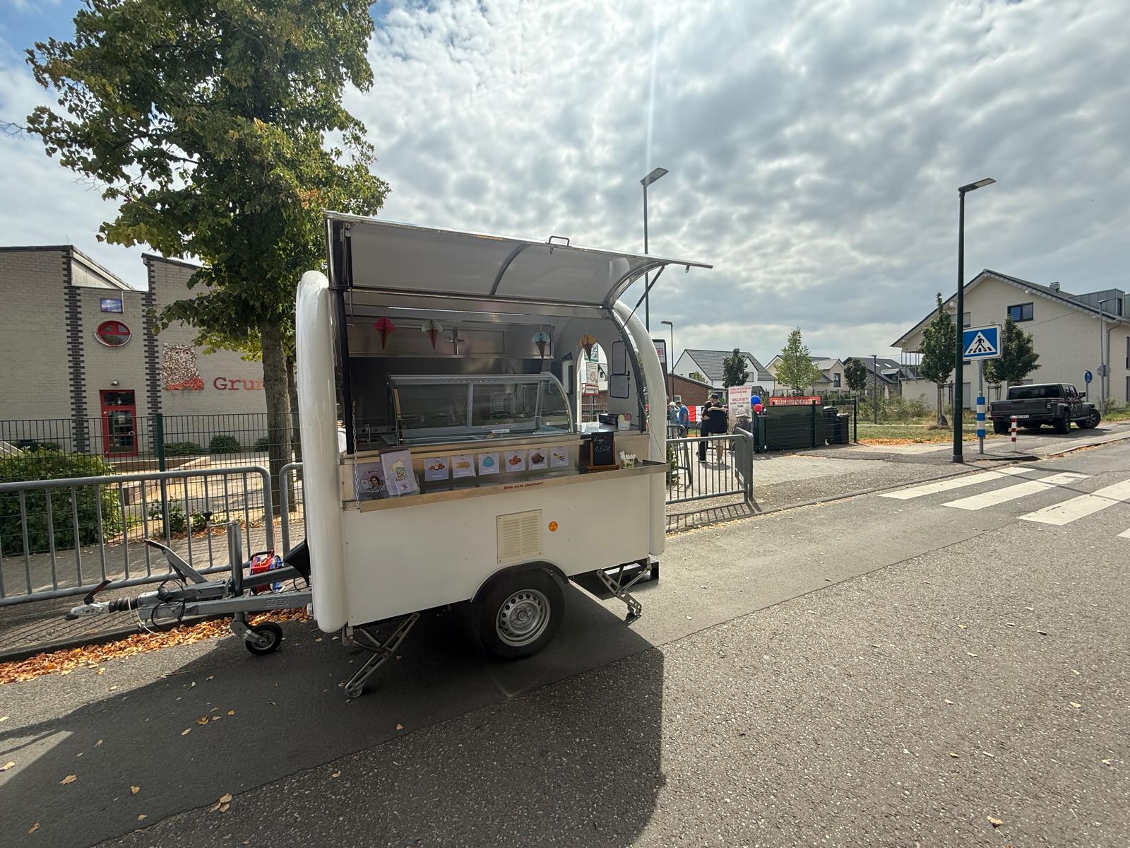 Eiswagen bereit zum Einsatz